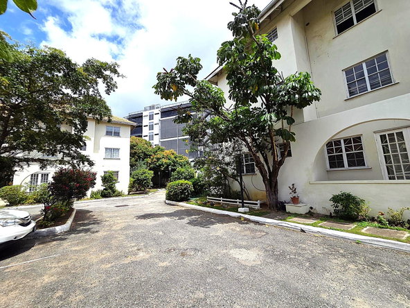 Twenty-First image of 221-2 Worthington Terrace in Kingston 10, St. Andrew, Jamaica - property is For Rent
