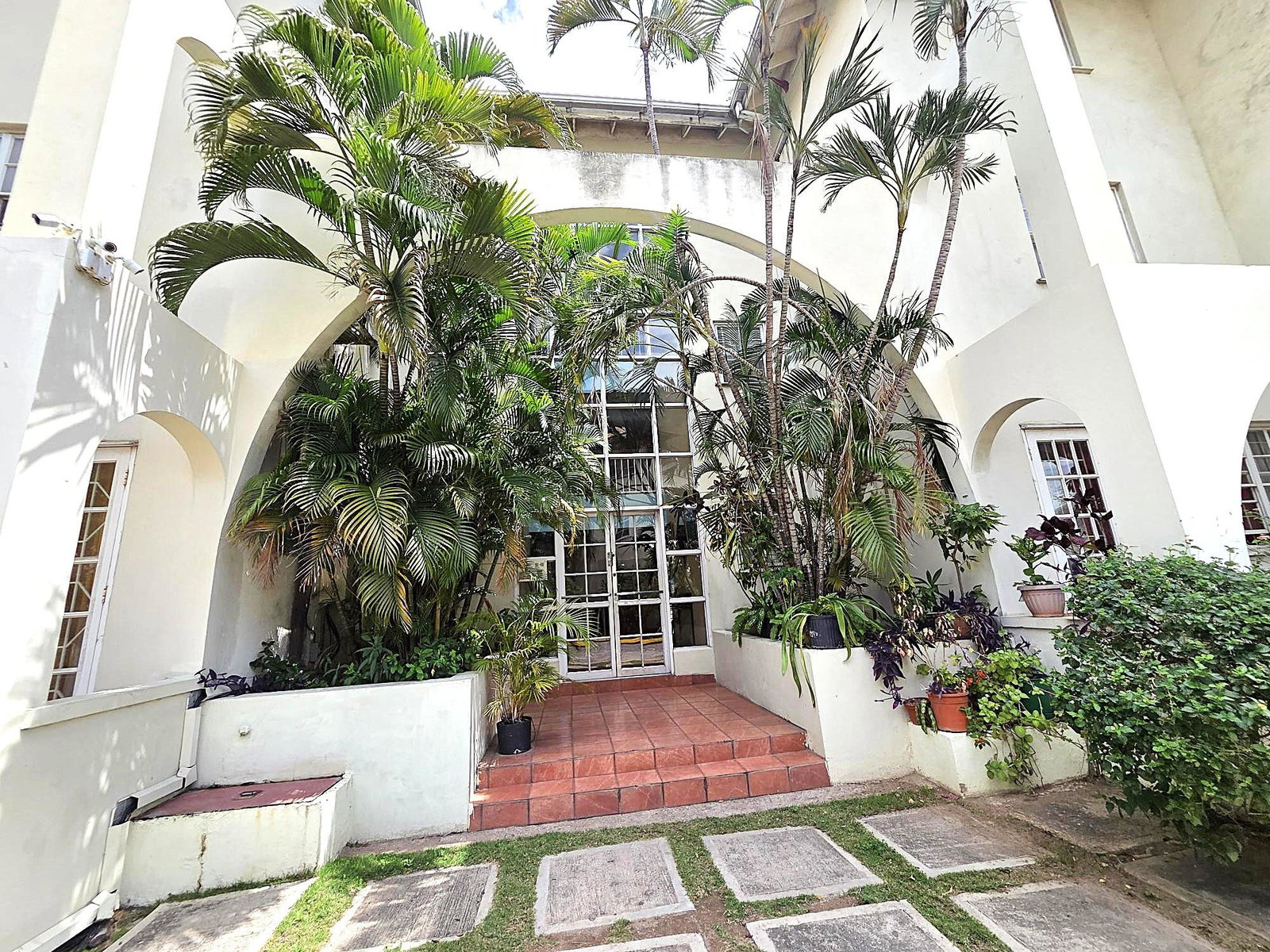 Twenty-Second image of 221-2 Worthington Terrace in Kingston 10, St. Andrew, Jamaica - property is For Rent