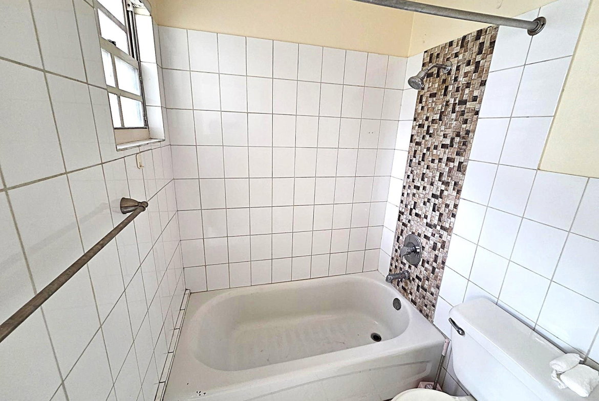 Fourth image of 221-2 Worthington Terrace in Kingston 10, St. Andrew, Jamaica - property is For Rent