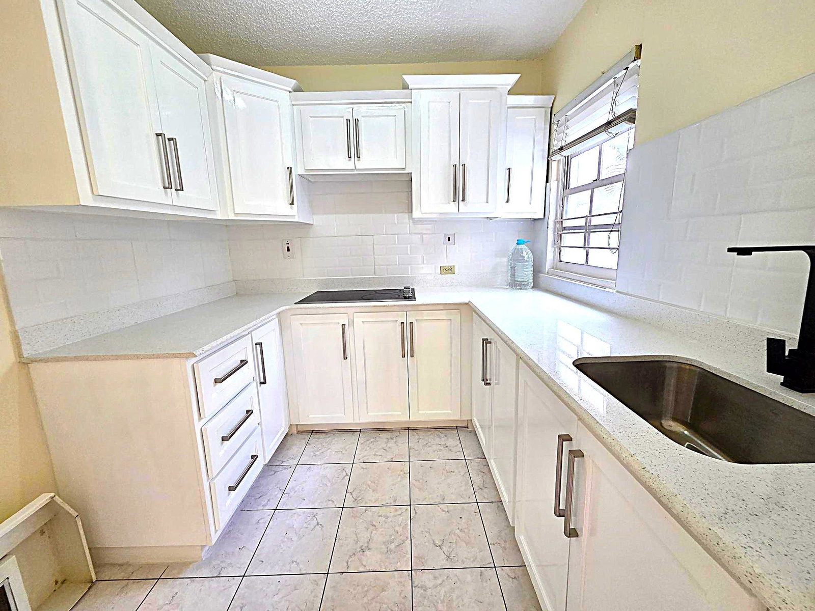 Sixth image of 221-2 Worthington Terrace in Kingston 10, St. Andrew, Jamaica - property is For Rent