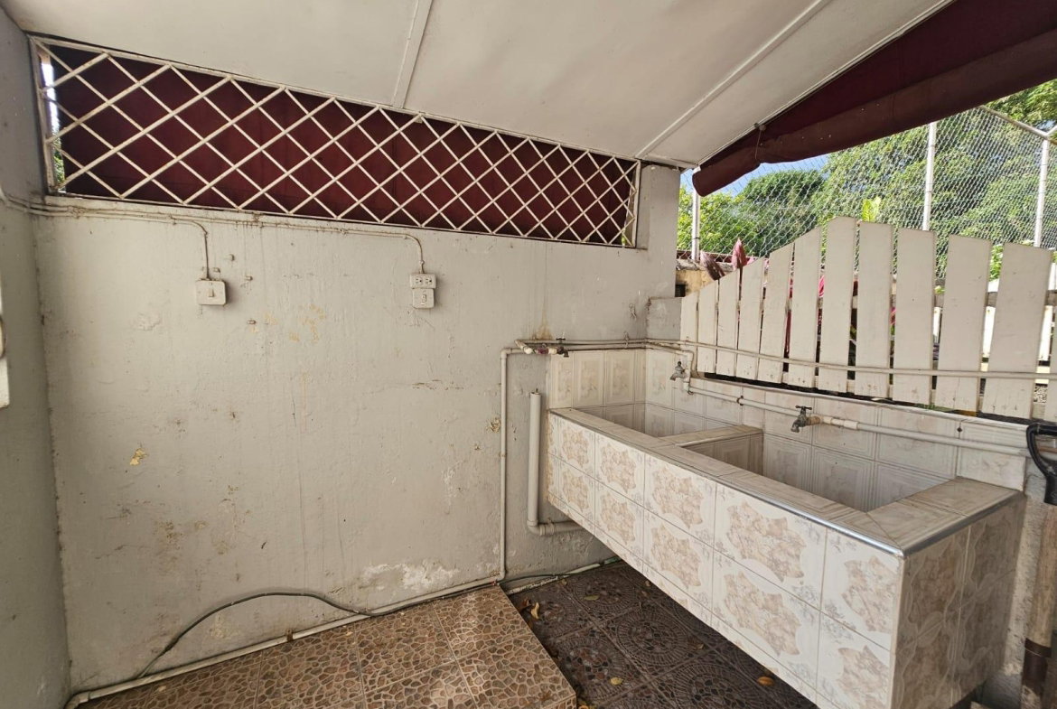 Thirteenth image of Midland Drive in Kingston 20, St. Andrew, Jamaica - property is For Rent