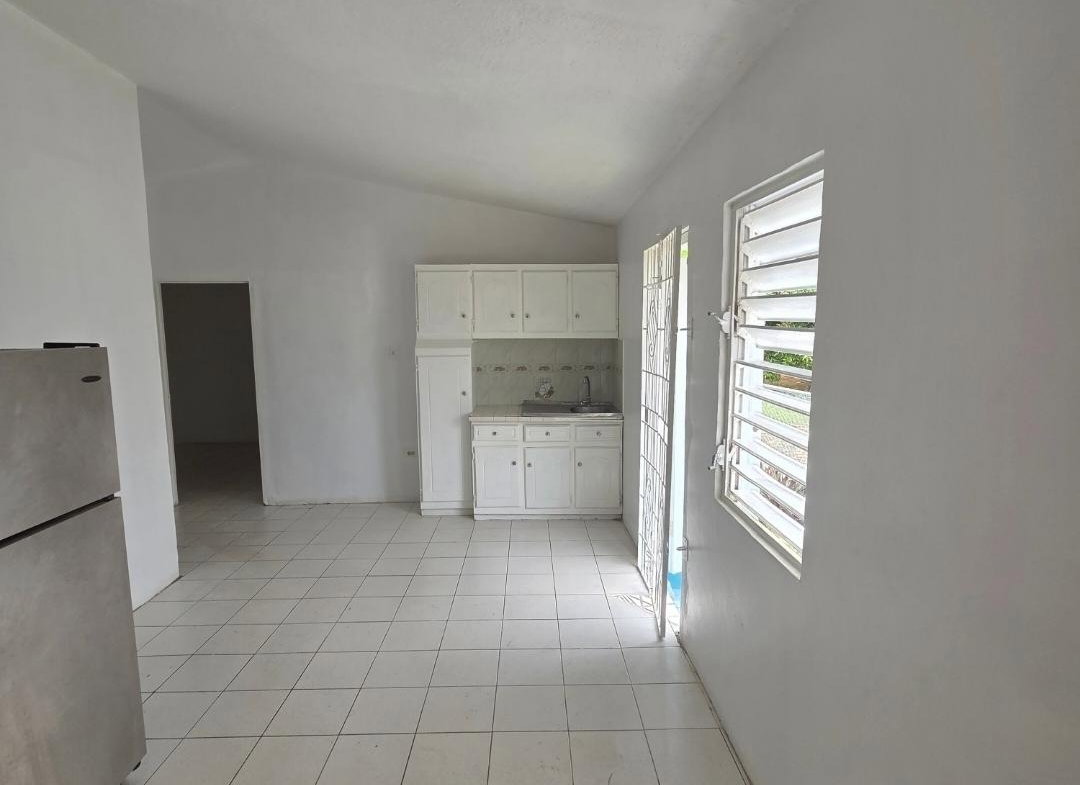 Fourth image of 290- Andes dr Claremont Height in Old Harbour, St. Catherine, Jamaica - property is For Rent