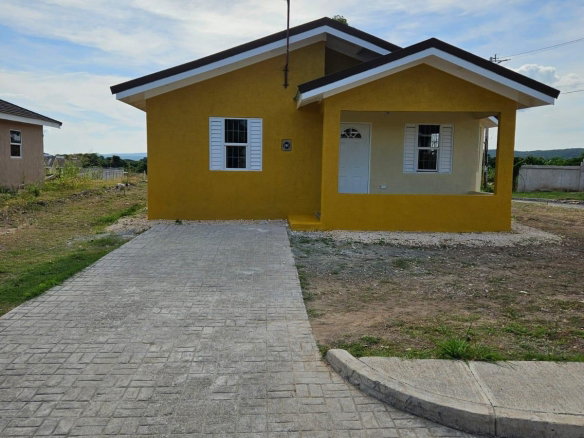 First image of 338- Colbeck Manor in Colbeck, St. Catherine, Jamaica - property is For Rent