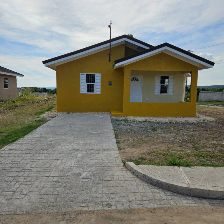 First image of 338- Colbeck Manor in Colbeck, St. Catherine, Jamaica - property is For Rent