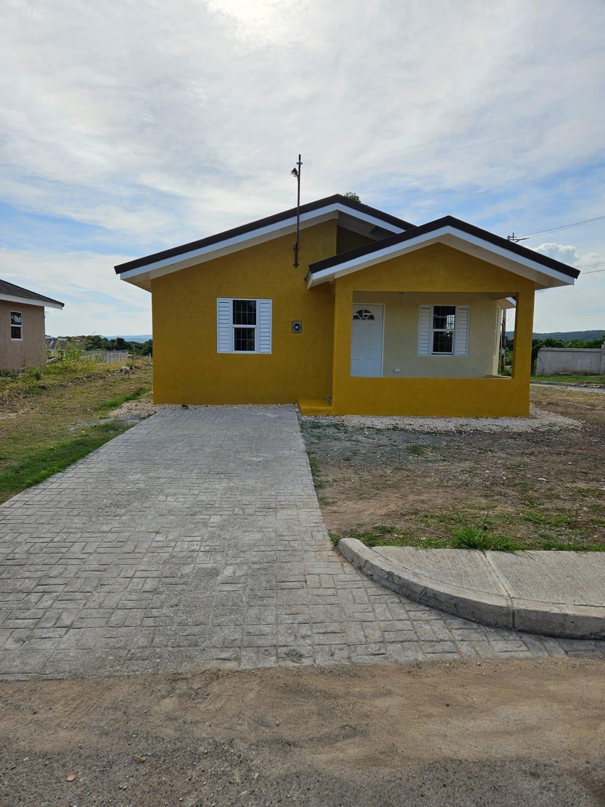 2-Bedroom-House-for-Rent-in-Colbeck-Manor-Old-Harbour-St.-Catherine First image of 338- Colbeck Manor in Colbeck, St. Catherine, Jamaica - property is For Rent
