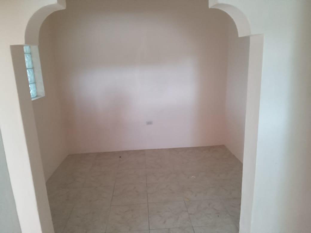 Third image of Georg Reid Dunrobin, Manchester in Mandeville, Manchester, Jamaica - property is For Rent