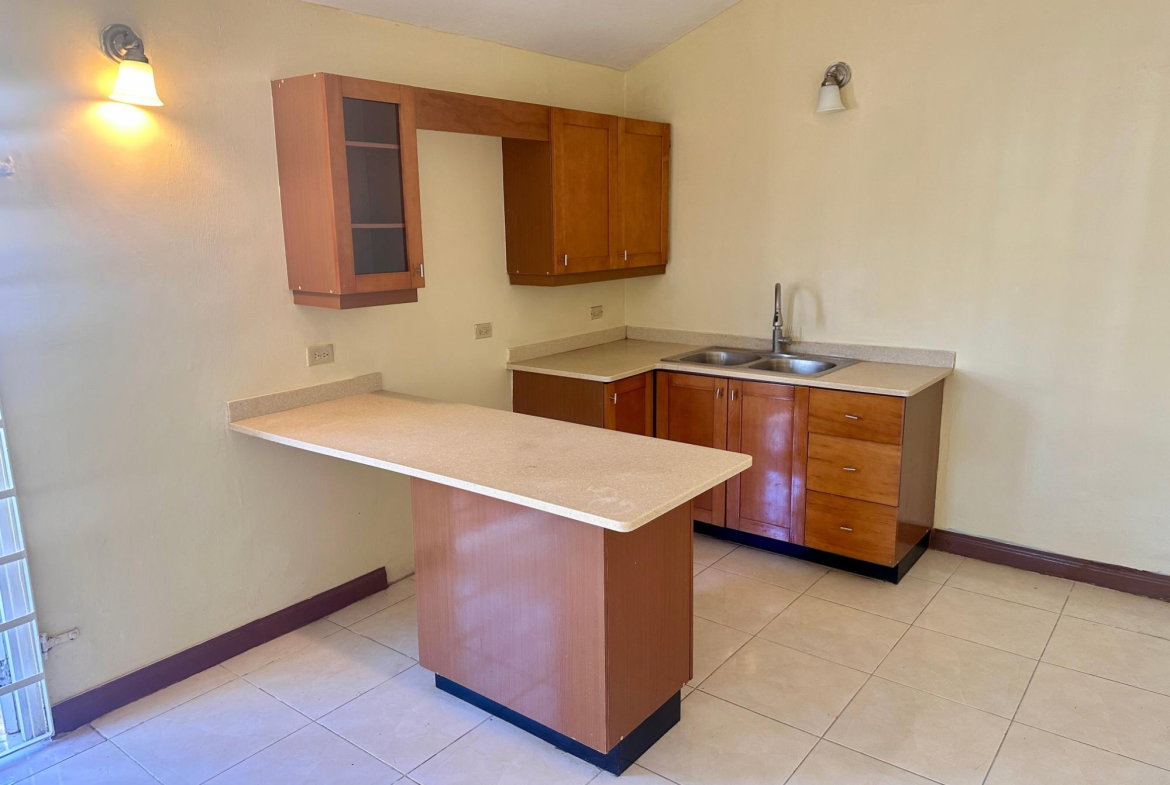 Twelfth image of 3 South Boulevard in Old Harbour, St. Catherine, Jamaica - property is For Rent