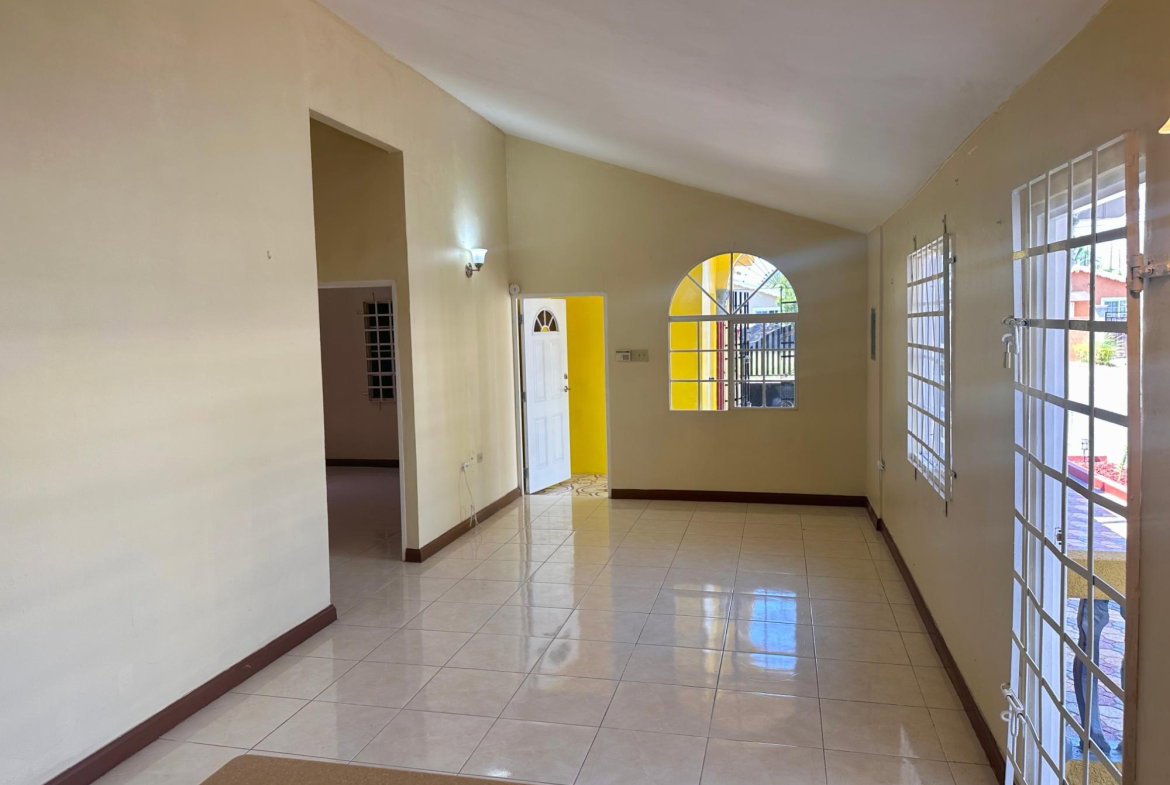 Fourteenth image of 3 South Boulevard in Old Harbour, St. Catherine, Jamaica - property is For Rent