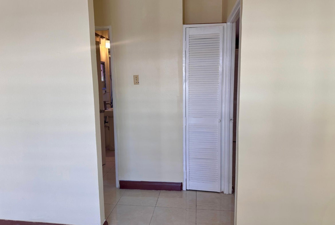 Seventeenth image of 3 South Boulevard in Old Harbour, St. Catherine, Jamaica - property is For Rent