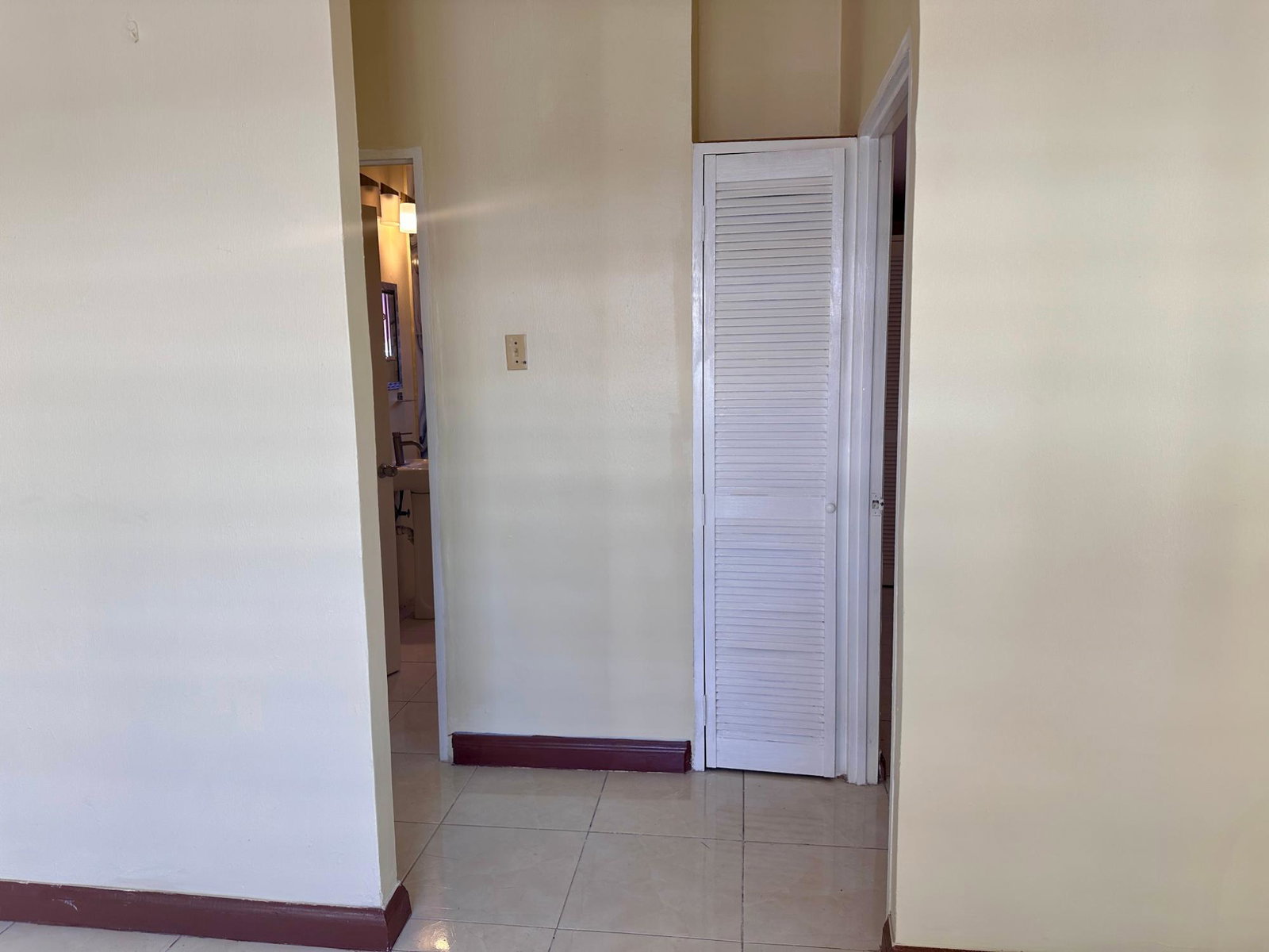 Seventeenth image of 3 South Boulevard in Old Harbour, St. Catherine, Jamaica - property is For Rent