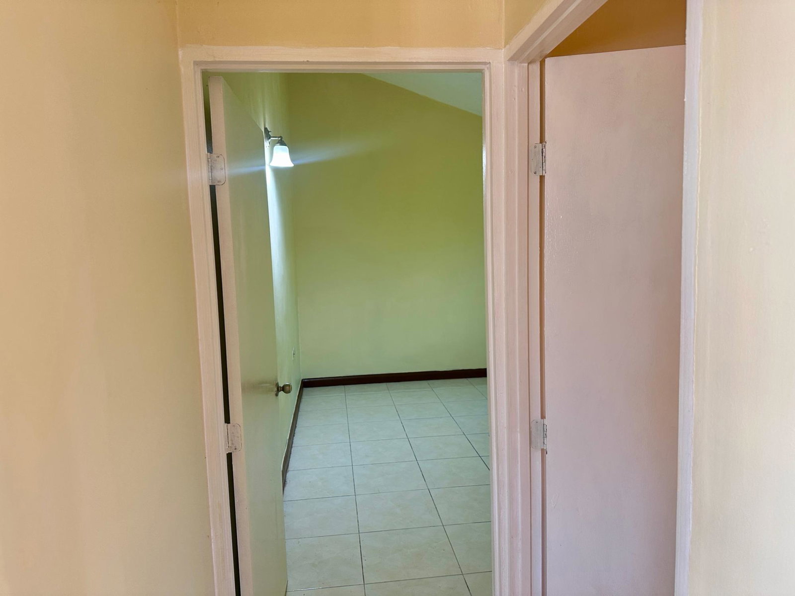 Eighteenth image of 3 South Boulevard in Old Harbour, St. Catherine, Jamaica - property is For Rent