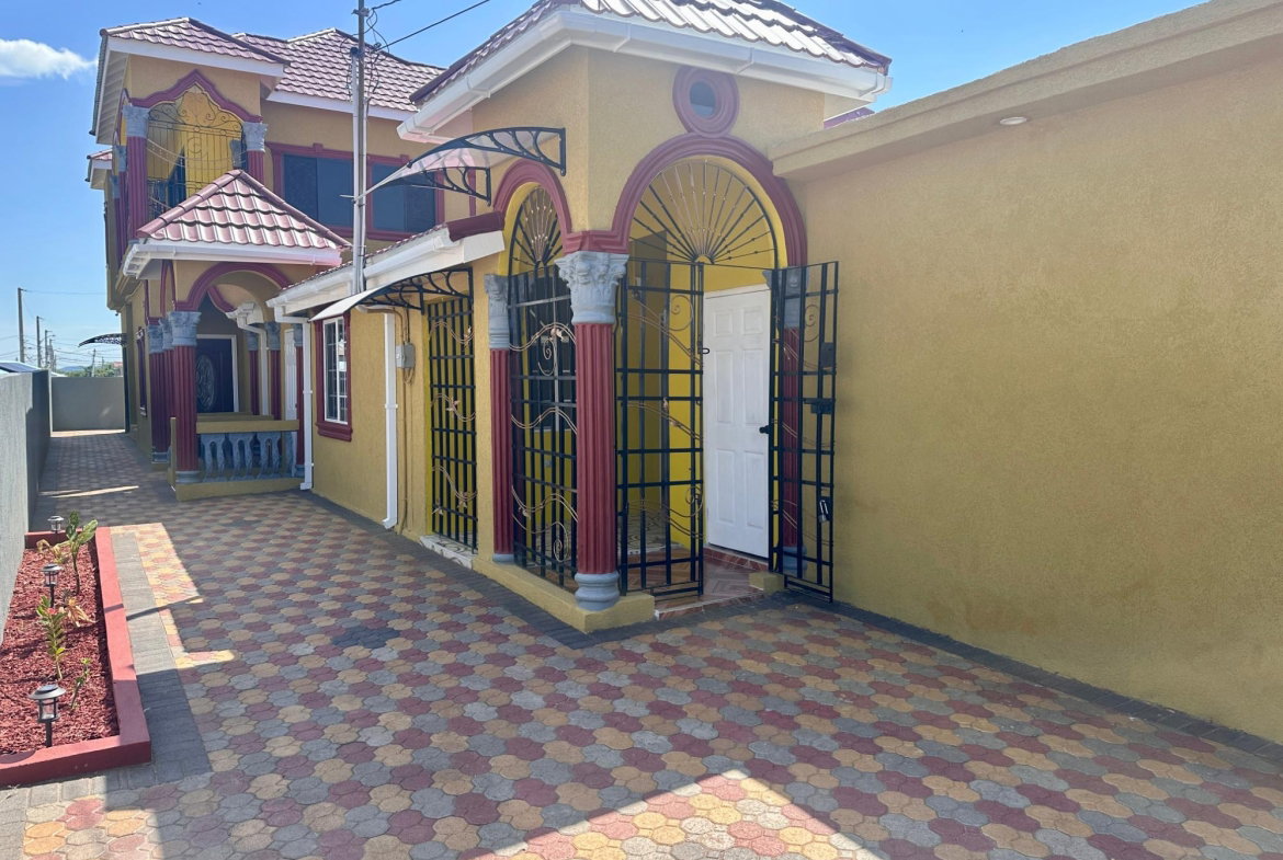 Third image of 3 South Boulevard in Old Harbour, St. Catherine, Jamaica - property is For Rent