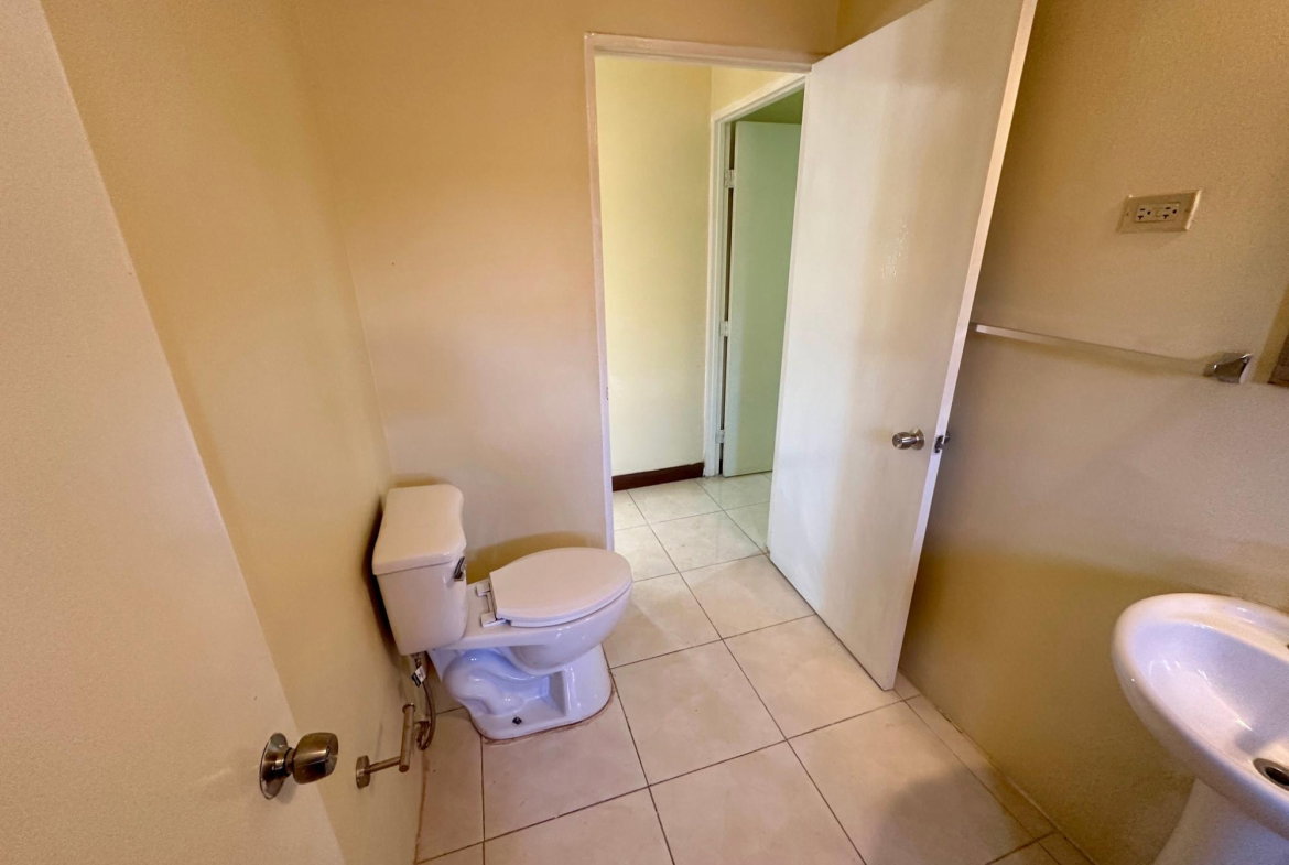 Twenty-Second image of 3 South Boulevard in Old Harbour, St. Catherine, Jamaica - property is For Rent