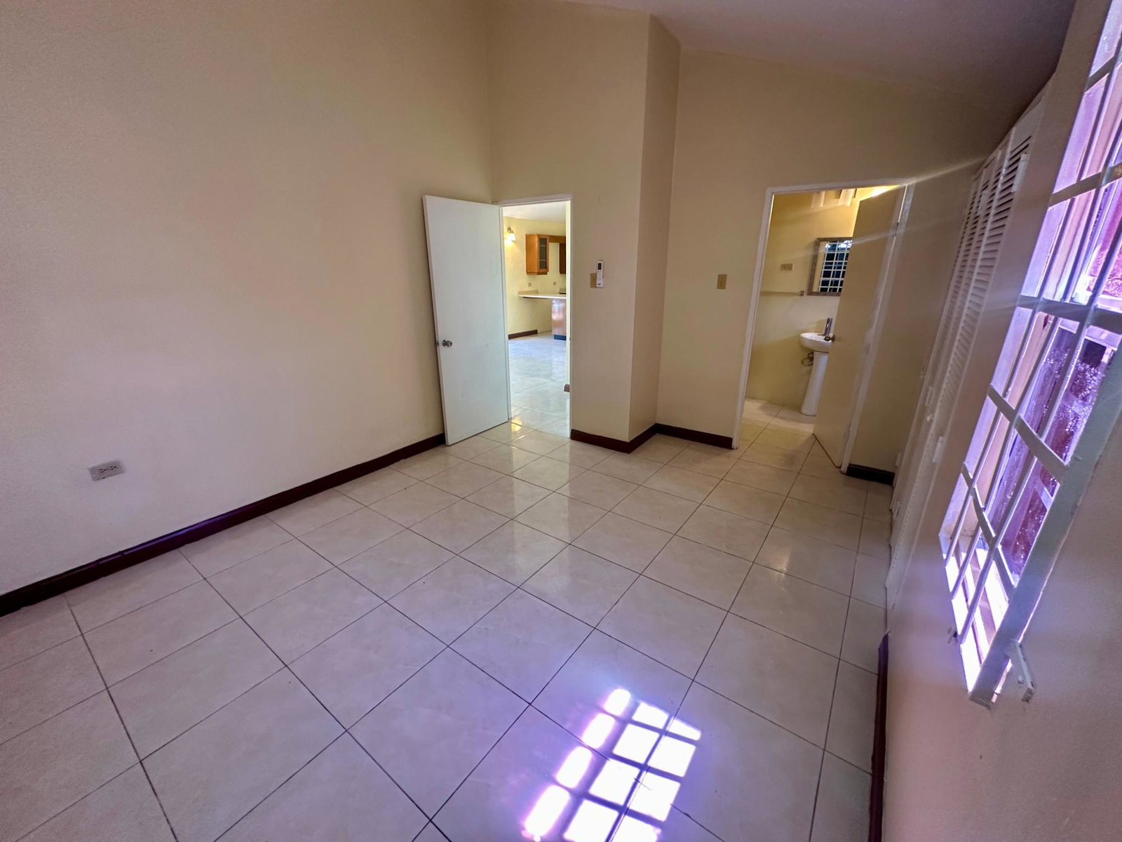 Twenty-Eighth image of 3 South Boulevard in Old Harbour, St. Catherine, Jamaica - property is For Rent