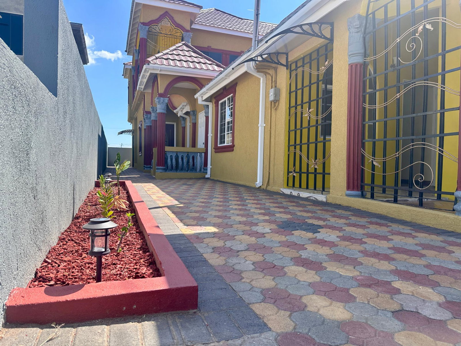 Fourth image of 3 South Boulevard in Old Harbour, St. Catherine, Jamaica - property is For Rent