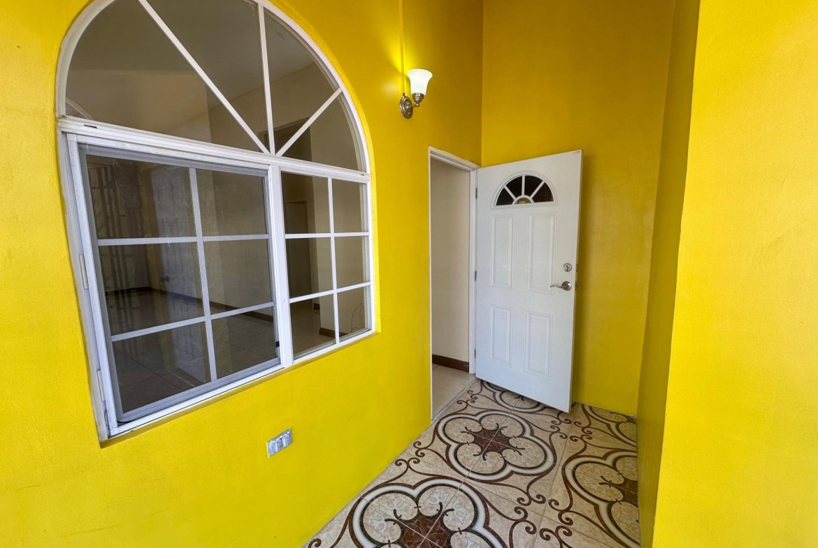 Tenth image of 3 South Boulevard in Old Harbour, St. Catherine, Jamaica - property is For Rent