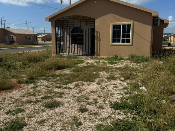 First image of 505-phoenix pa Phoenix Park Village in Greater Portmore, St. Catherine, Jamaica - property is For Rent