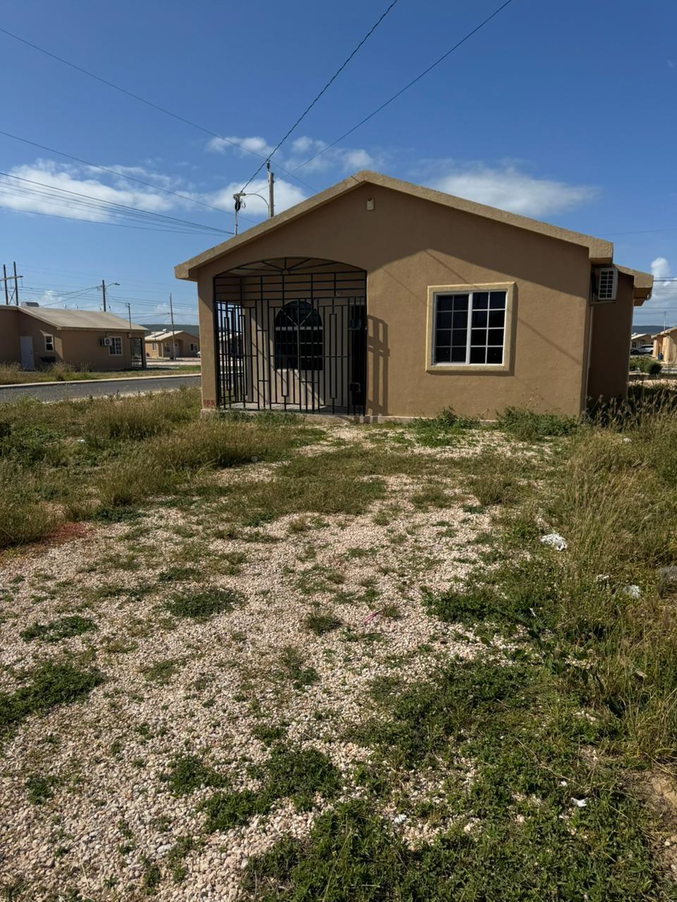 First image of 505-phoenix pa Phoenix Park Village in Greater Portmore, St. Catherine, Jamaica - property is For Rent