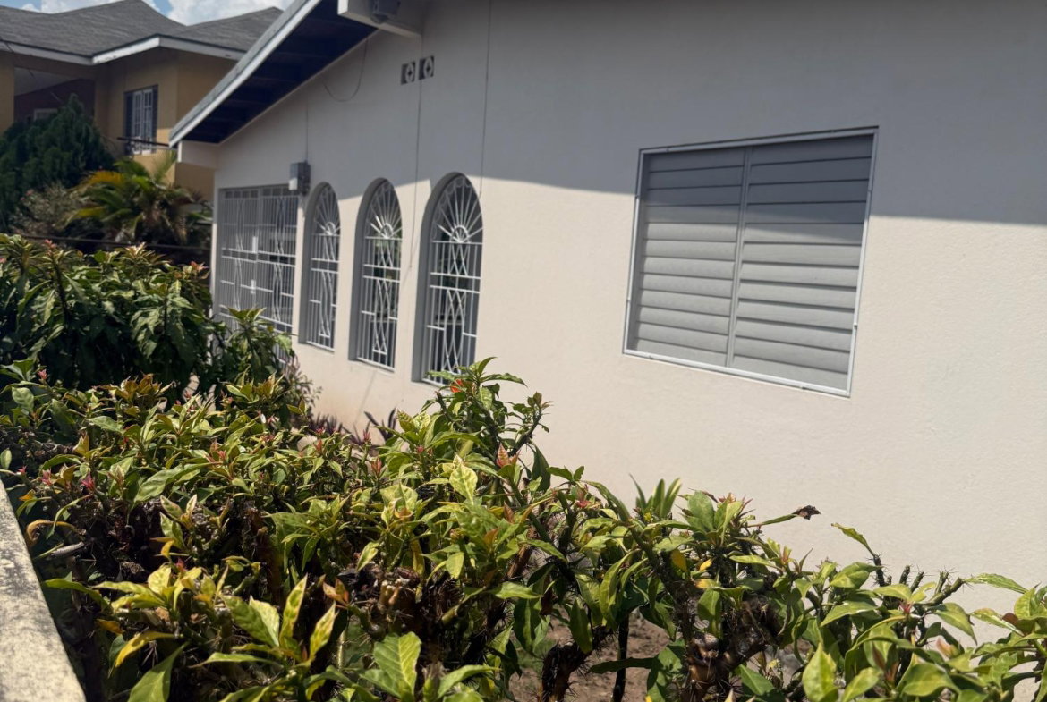 Fifth image of 23 Retreat Drive in Constant Spring P.O., St. Andrew, Jamaica - property is For Rent
