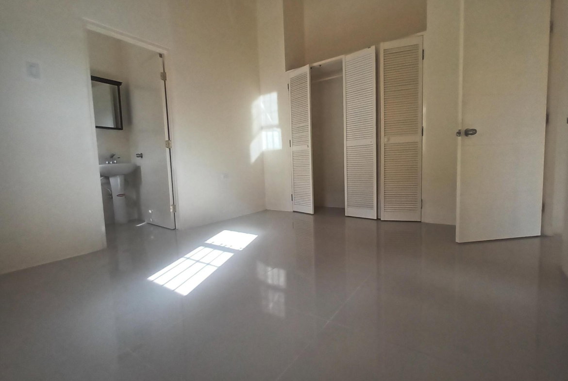 Seventh image of 404- Stonebrook Manor in STONEBROOK, Trelawny, Jamaica - property is For Rent