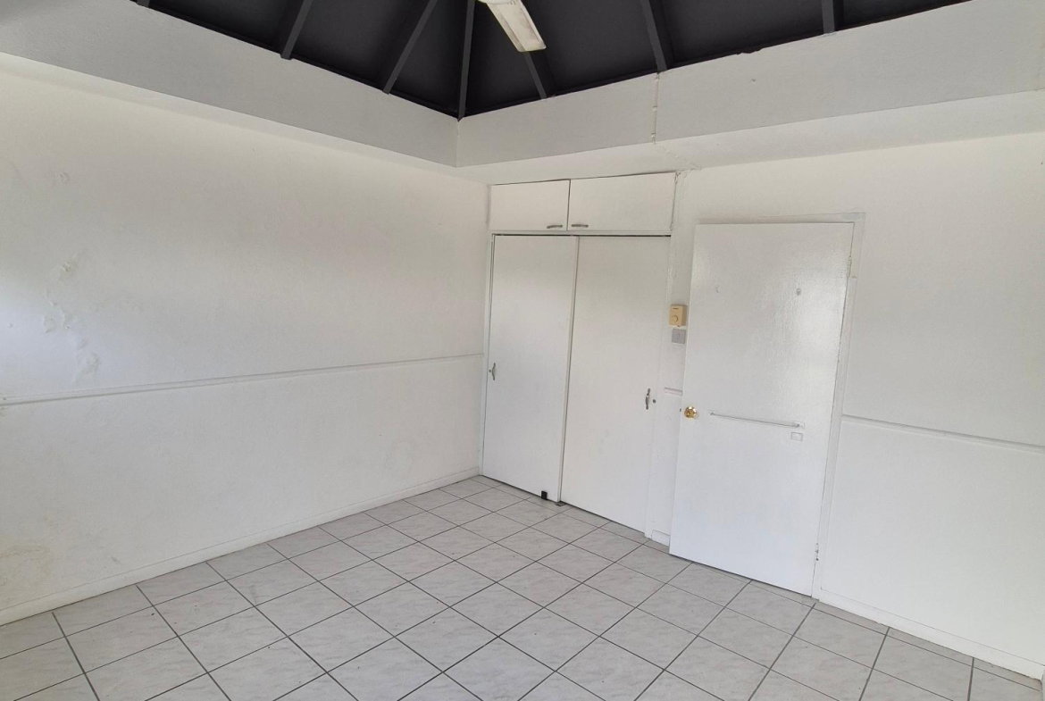 Thirteenth image of 25- 1 Seymour Avenue in Kingston 6, St. Andrew, Jamaica - property is For Rent