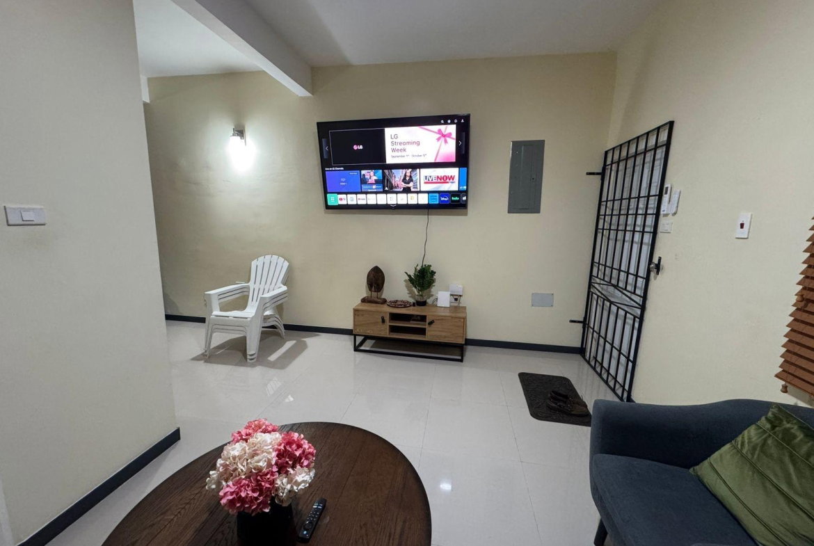 Fifth image of 74 Edmund Ridge Estates (pha in Rose Hall, St. James, Jamaica - property is For Rent