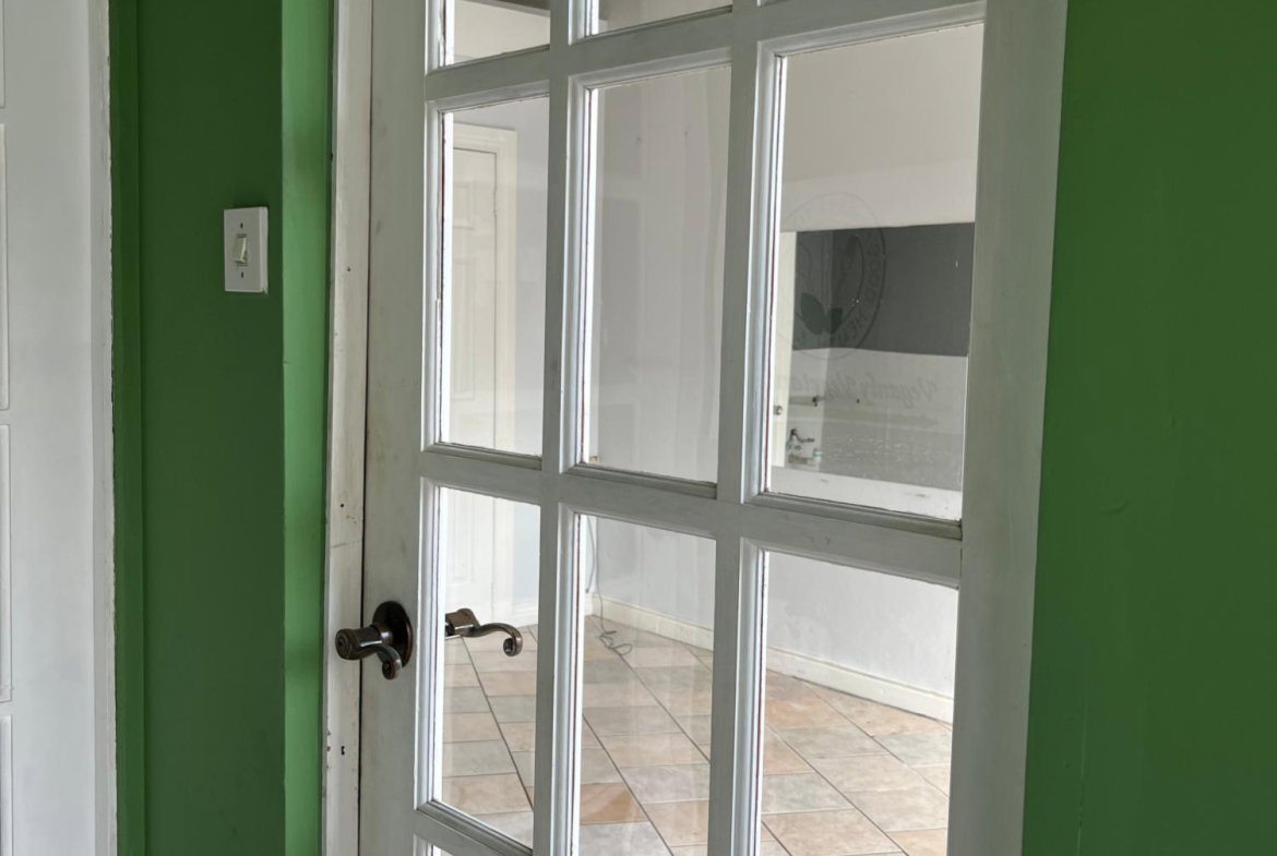 Fourth image of 7a-7 Seymour Ave in Kingston 6, St. Andrew, Jamaica - property is For Rent