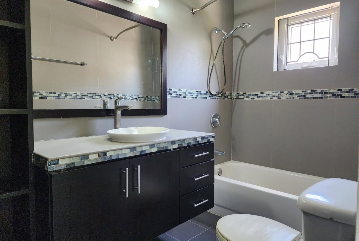 Fifteenth image of 7 Earls Court in Kingston 8, St. Andrew, Jamaica - property is For Rent