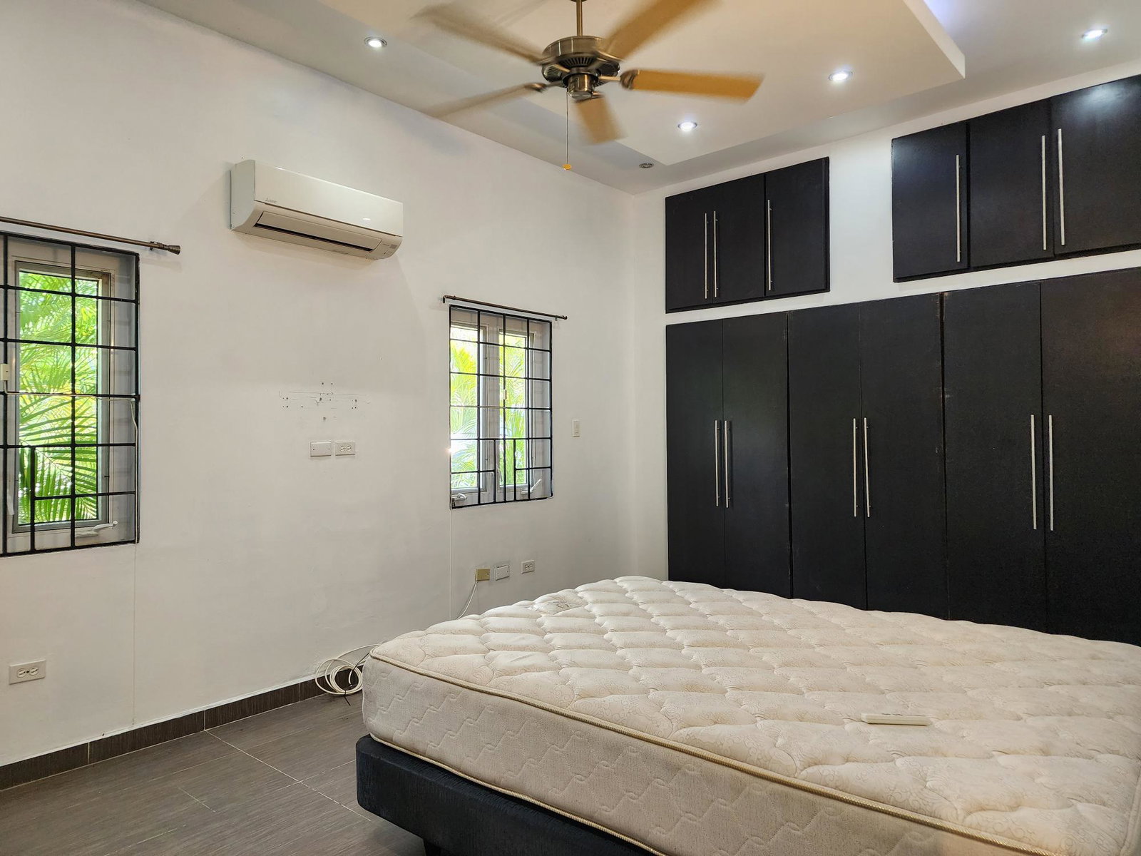 3-Bedroom-Apartment-for-Rent-at-7-Earls-Court-St.-Andrew-Jamaica Tenth image of 7 Earls Court in Kingston 8, St. Andrew, Jamaica - property is For Rent