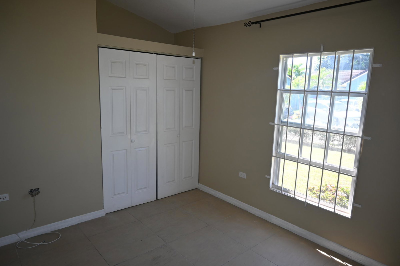 Fifth image of 34 Esperanza Drive el Prado in Spanish Town, St. Catherine, Jamaica - property is For Rent