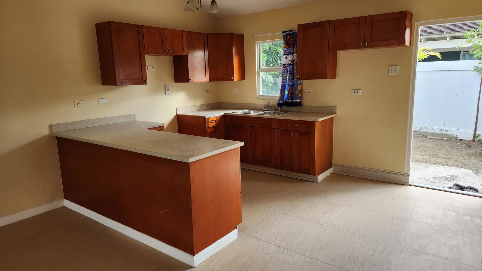 3-Bedroom-House-for-Rent-in-El-Prado-Verde-St.-Catherine-Jamaica Fourth image of Lot 47- el Prado Verde in Hampton Green, St. Catherine, Jamaica - property is For Rent