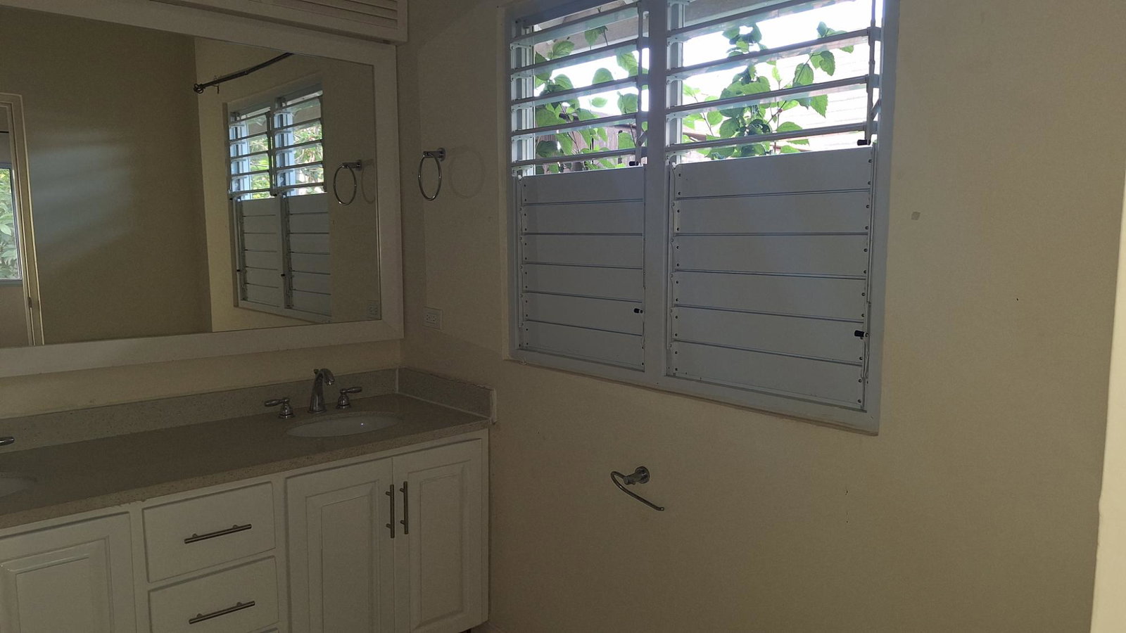 Twelfth image of 562- Helconia Avenue, Coolshad in St. Ann's Bay, St. Ann, Jamaica - property is For Rent