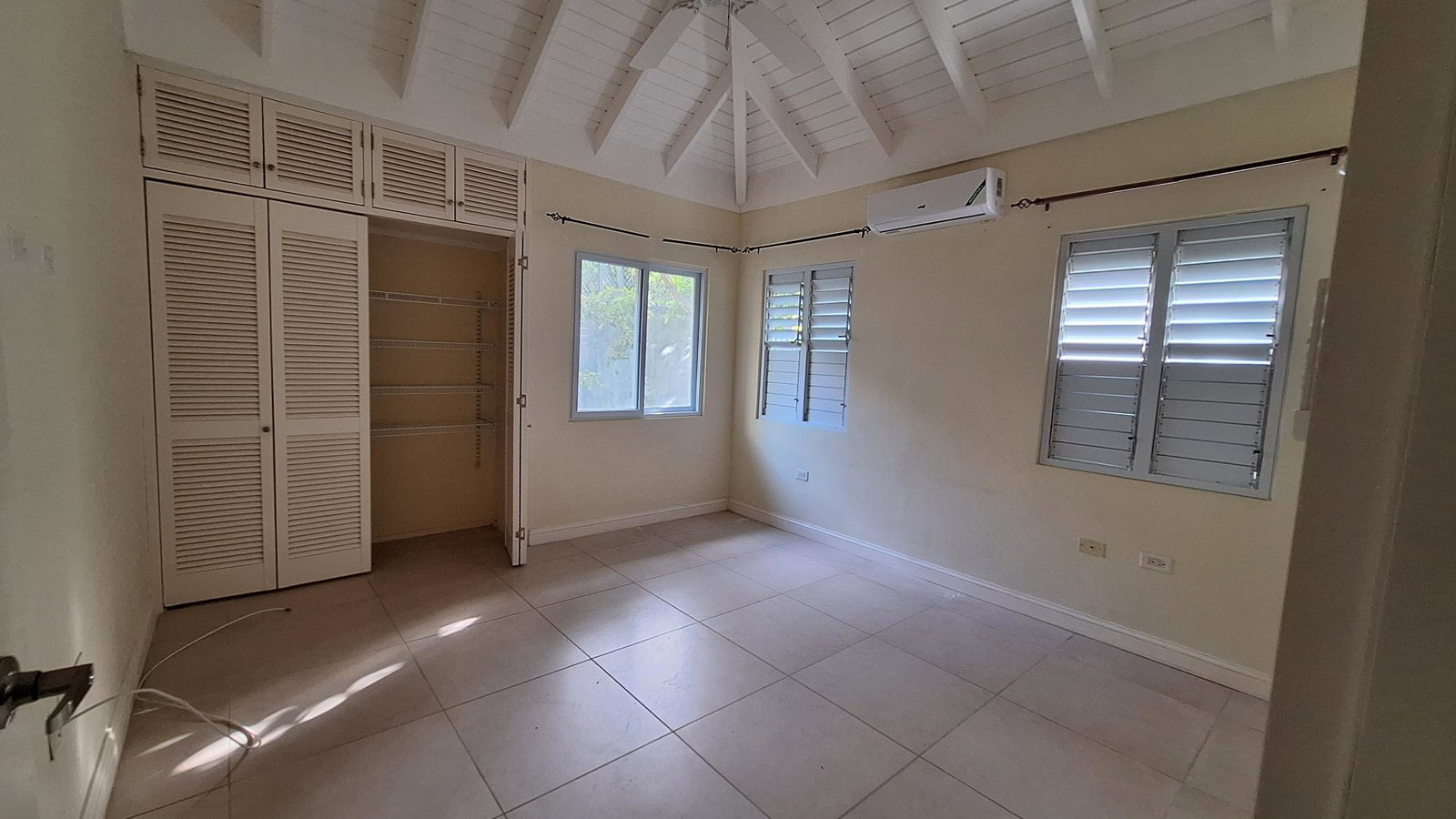Thirteenth image of 562- Helconia Avenue, Coolshad in St. Ann's Bay, St. Ann, Jamaica - property is For Rent