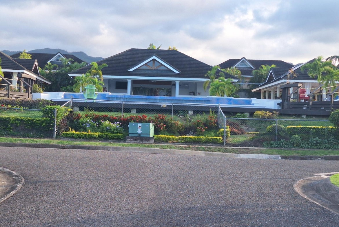 Fifteenth image of 562- Helconia Avenue, Coolshad in St. Ann's Bay, St. Ann, Jamaica - property is For Rent