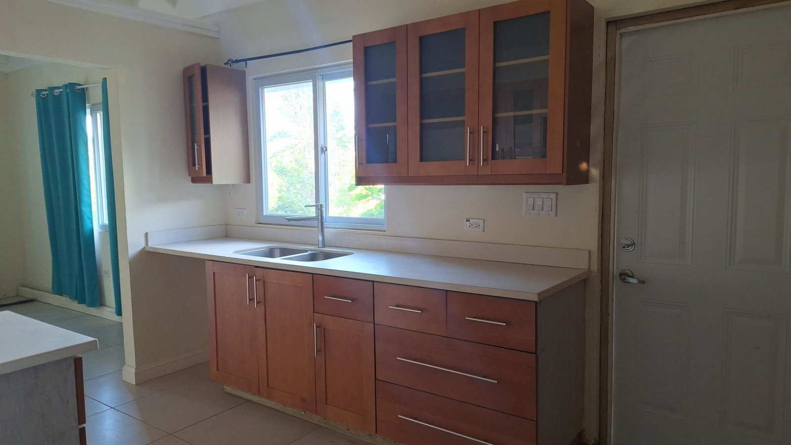 Fourth image of 562- Helconia Avenue, Coolshad in St. Ann's Bay, St. Ann, Jamaica - property is For Rent