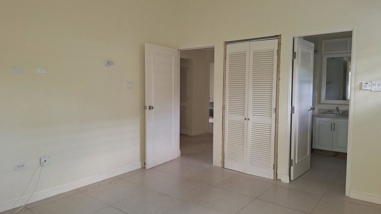 Seventh image of 562- Helconia Avenue, Coolshad in St. Ann's Bay, St. Ann, Jamaica - property is For Rent