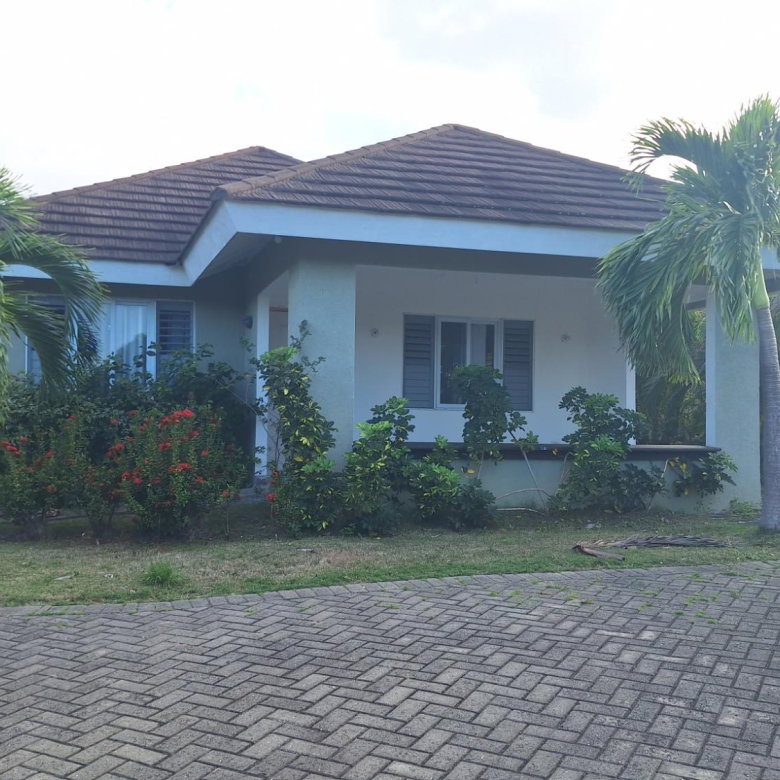 First image of 562- Helconia Avenue, Coolshad in St. Ann's Bay, St. Ann, Jamaica - property is For Rent