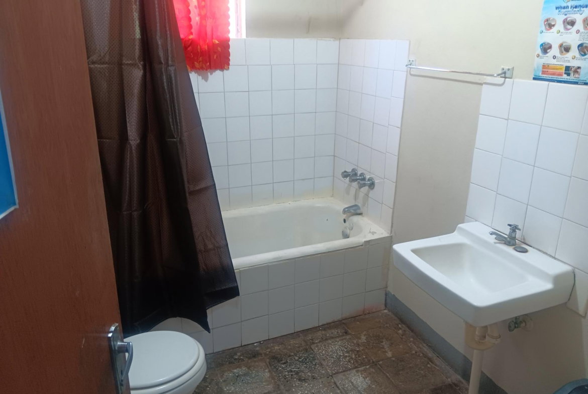 Seventh image of 2a Palm Avenue in May Pen, Clarendon, Jamaica - property is For Sale