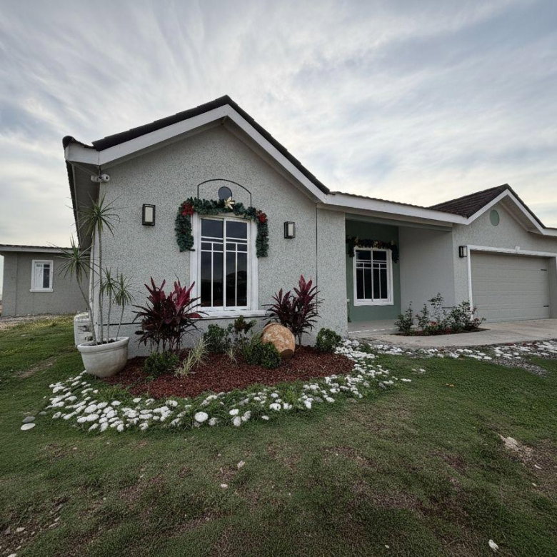 First image of Lot#311- Toby Hammocks, Toby Heigh in Freetown, Clarendon, Jamaica - property is For Sale