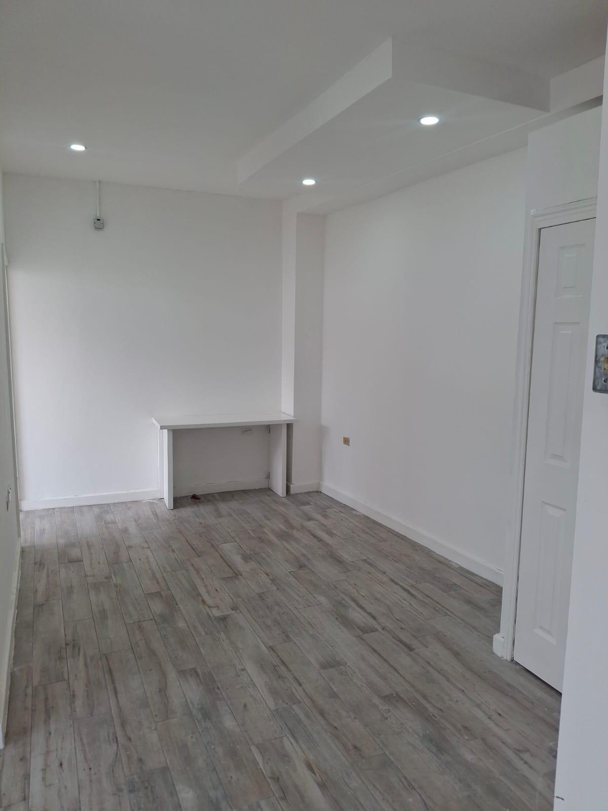 400-sq.-ft.-Office-Space-for-Rent-at-10-7-Shortwood-Road-St.-Andrew-Jamaica Fourth image of 10-7 Shortwood Road in Kingston 8, St. Andrew, Jamaica - property is For Rent