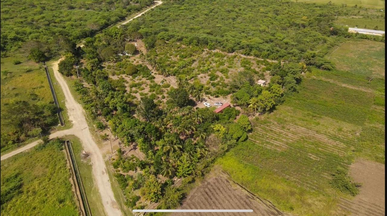 Third image of Rhymesbury York Town in Rhymesbury, Clarendon, Jamaica - property is For Sale