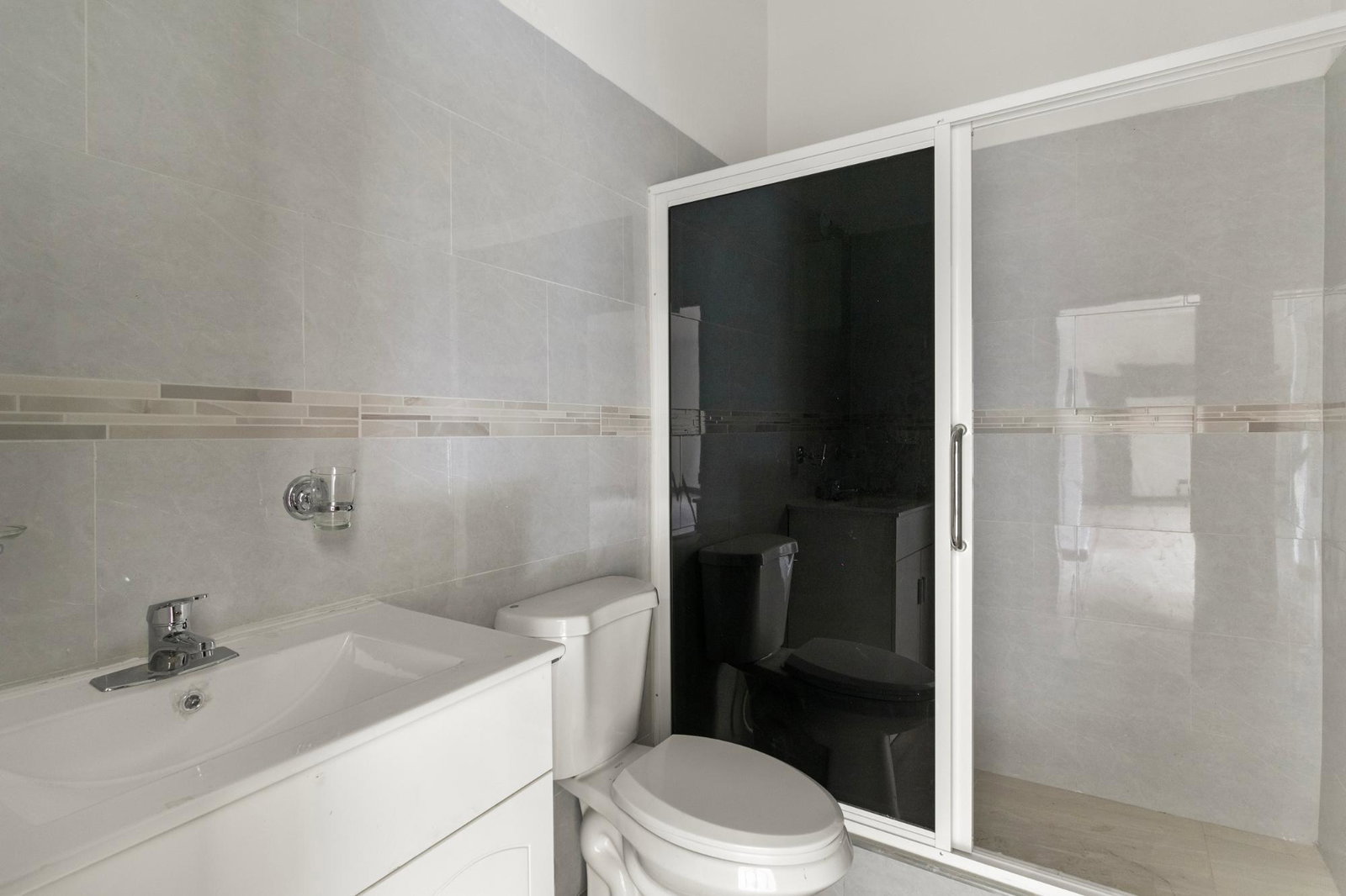 Eighteenth image of 9-12 Lyndale Avenue in Kingston 10, St. Andrew, Jamaica - property is For Sale