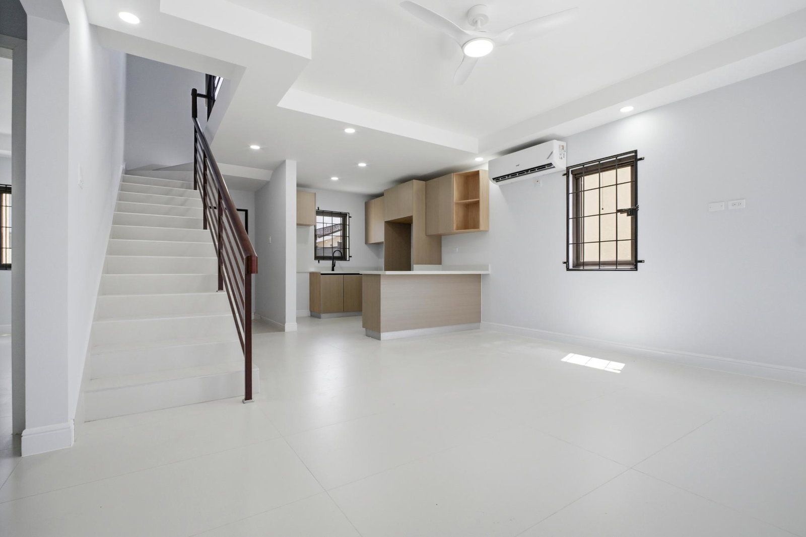 Second image of 294 Oak Estate in Bernard Lodge, St. Catherine, Jamaica - property is For Rent