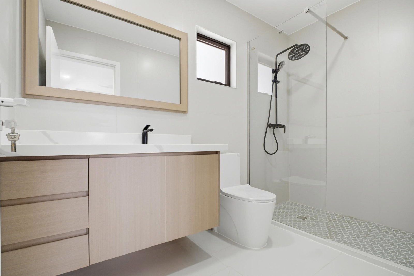 Twelfth image of 294 Oak Estate in Bernard Lodge, St. Catherine, Jamaica - property is For Rent