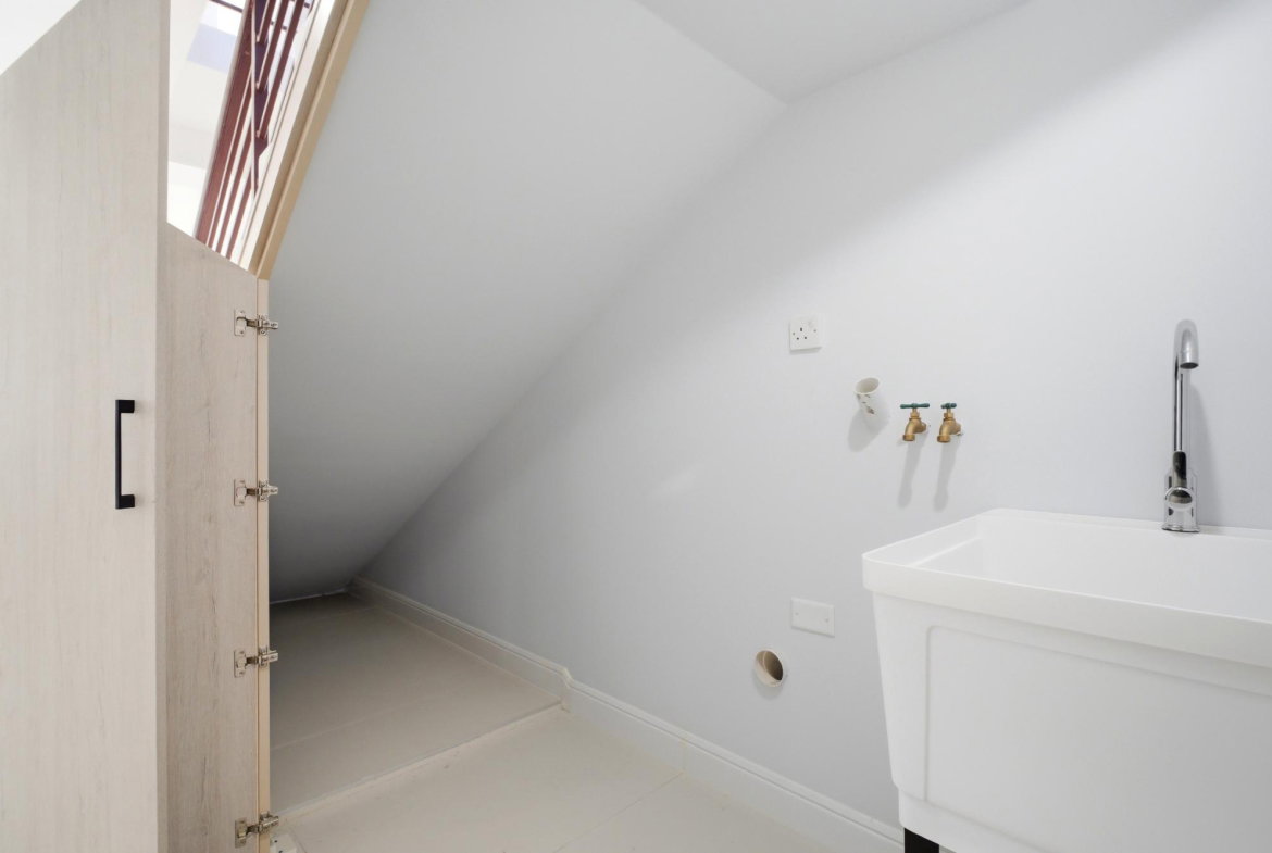 Ninth image of 294 Oak Estate in Bernard Lodge, St. Catherine, Jamaica - property is For Rent