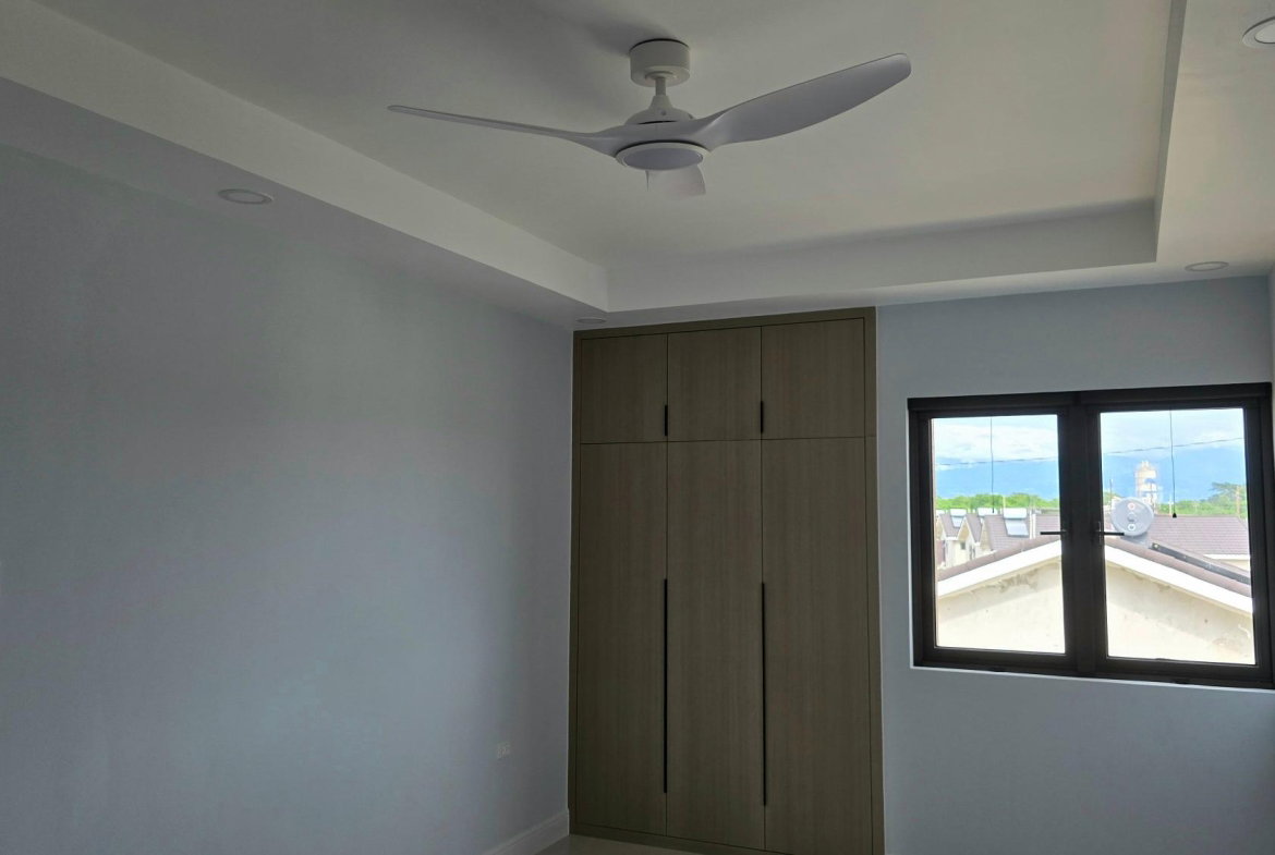 Fifth image of 299- Oak Estate (phase 3) in Bernard Lodge, St. Catherine, Jamaica - property is For Rent