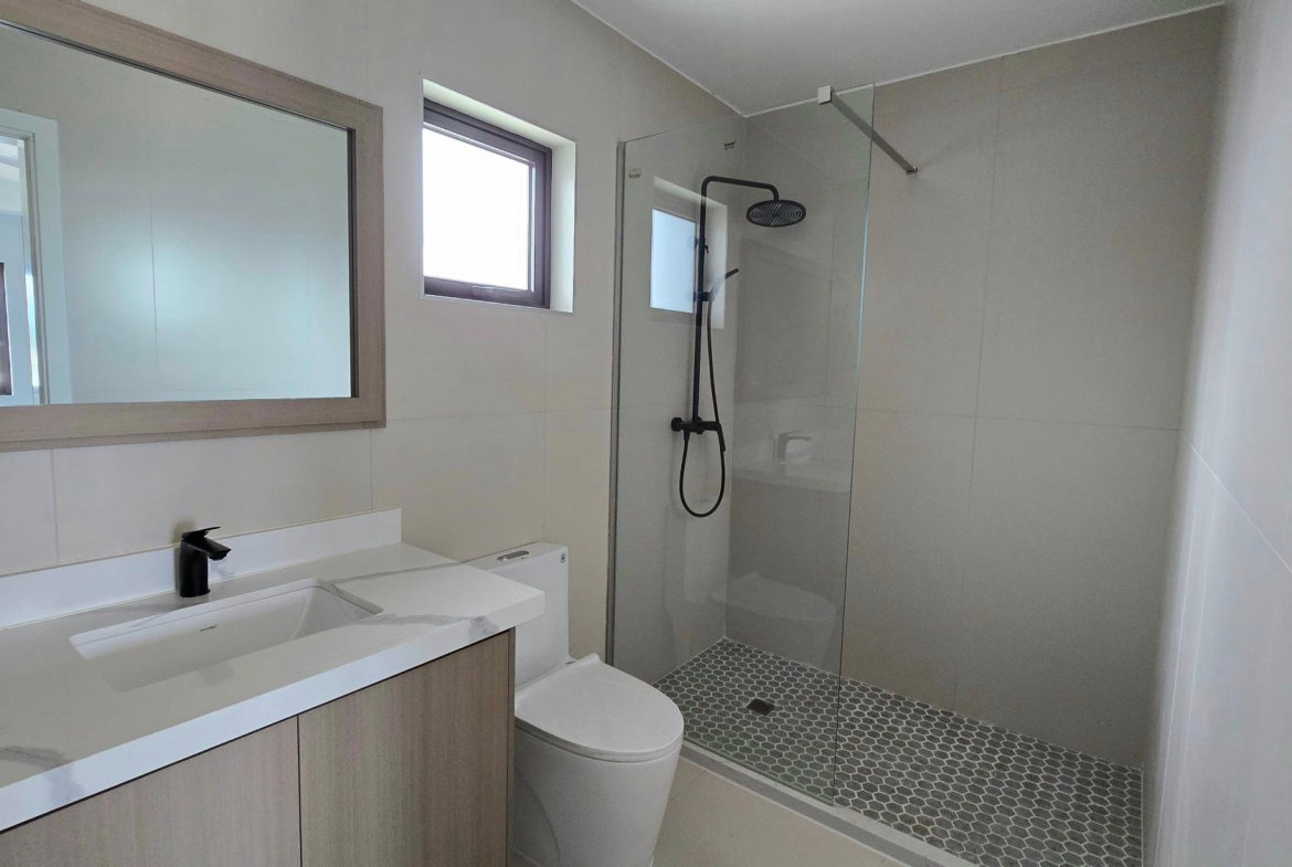 Sixth image of 299- Oak Estate (phase 3) in Bernard Lodge, St. Catherine, Jamaica - property is For Rent