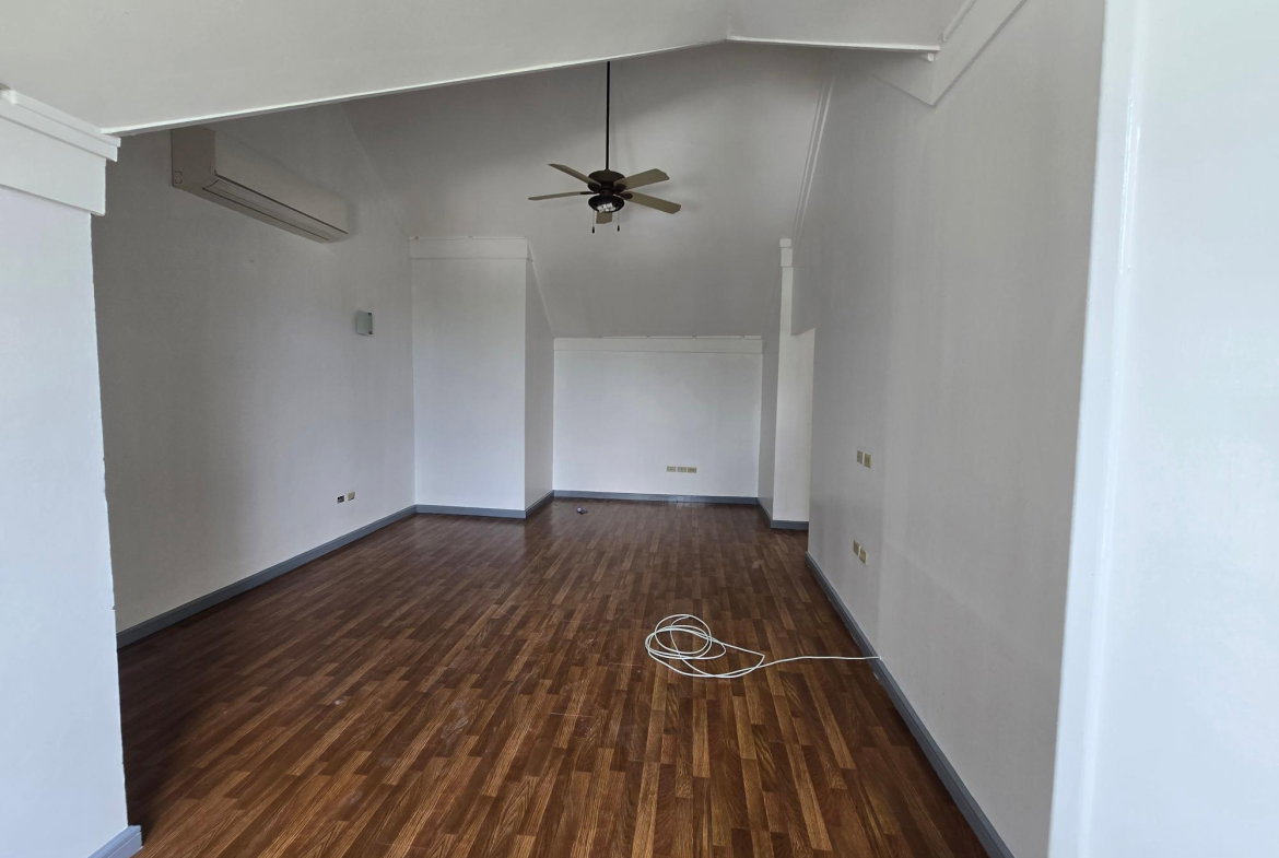 Thirteenth image of 1a Beverley Vale Close in Kingston 6, St. Andrew, Jamaica - property is For Rent