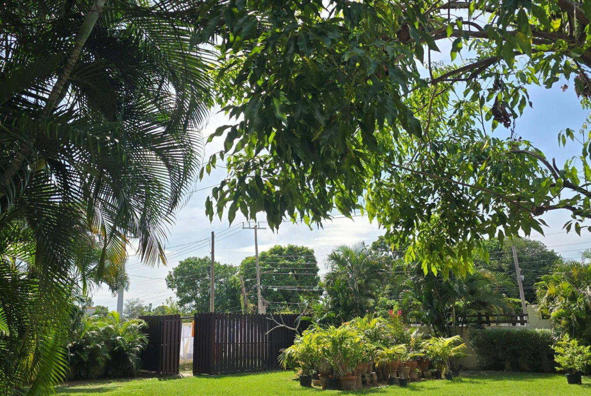 Third image of 1a Beverley Vale Close in Kingston 6, St. Andrew, Jamaica - property is For Rent