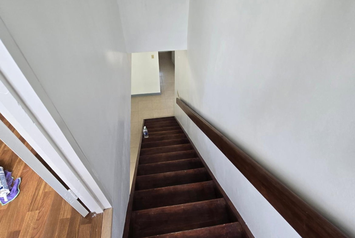 Sixth image of 1a Beverley Vale Close in Kingston 6, St. Andrew, Jamaica - property is For Rent